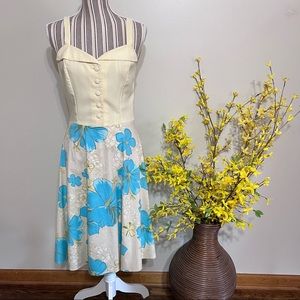 La Jolie 2003 Yellow Bodice W/Floral Pattern Skirt Dress - Size 10